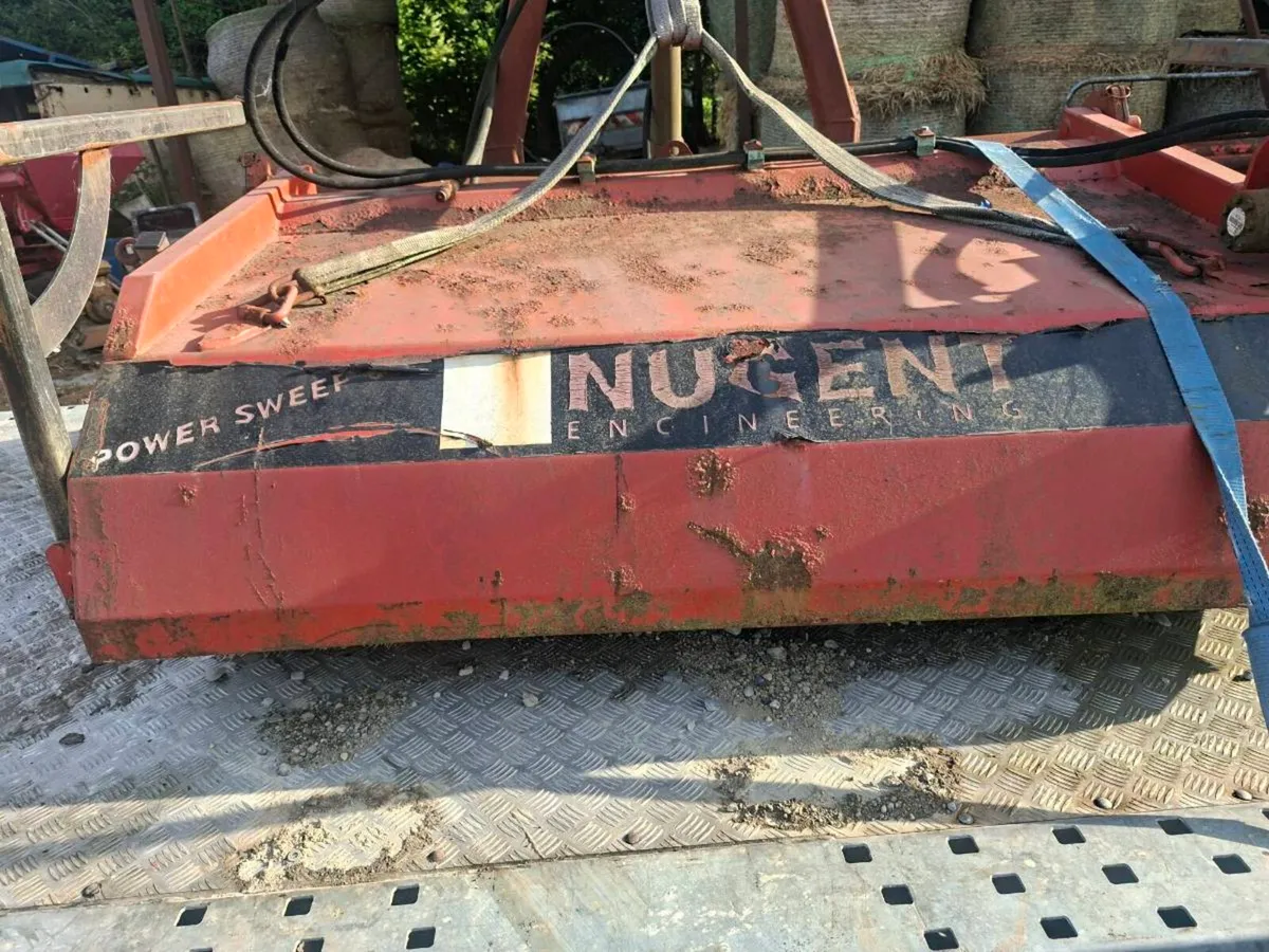 NUGENT POWER BOX WITH ROAD SWEEPER - Image 4