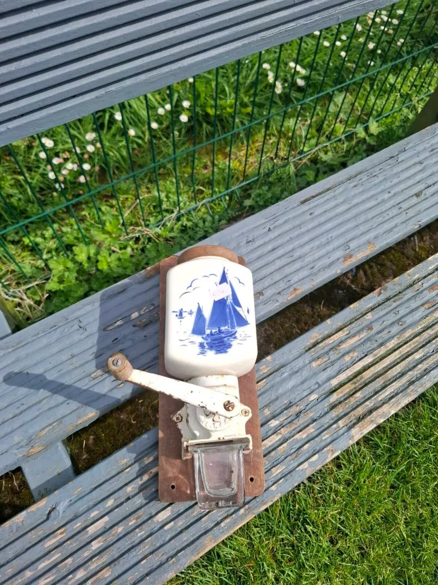 Wall coffee grinder postage possible - Image 3