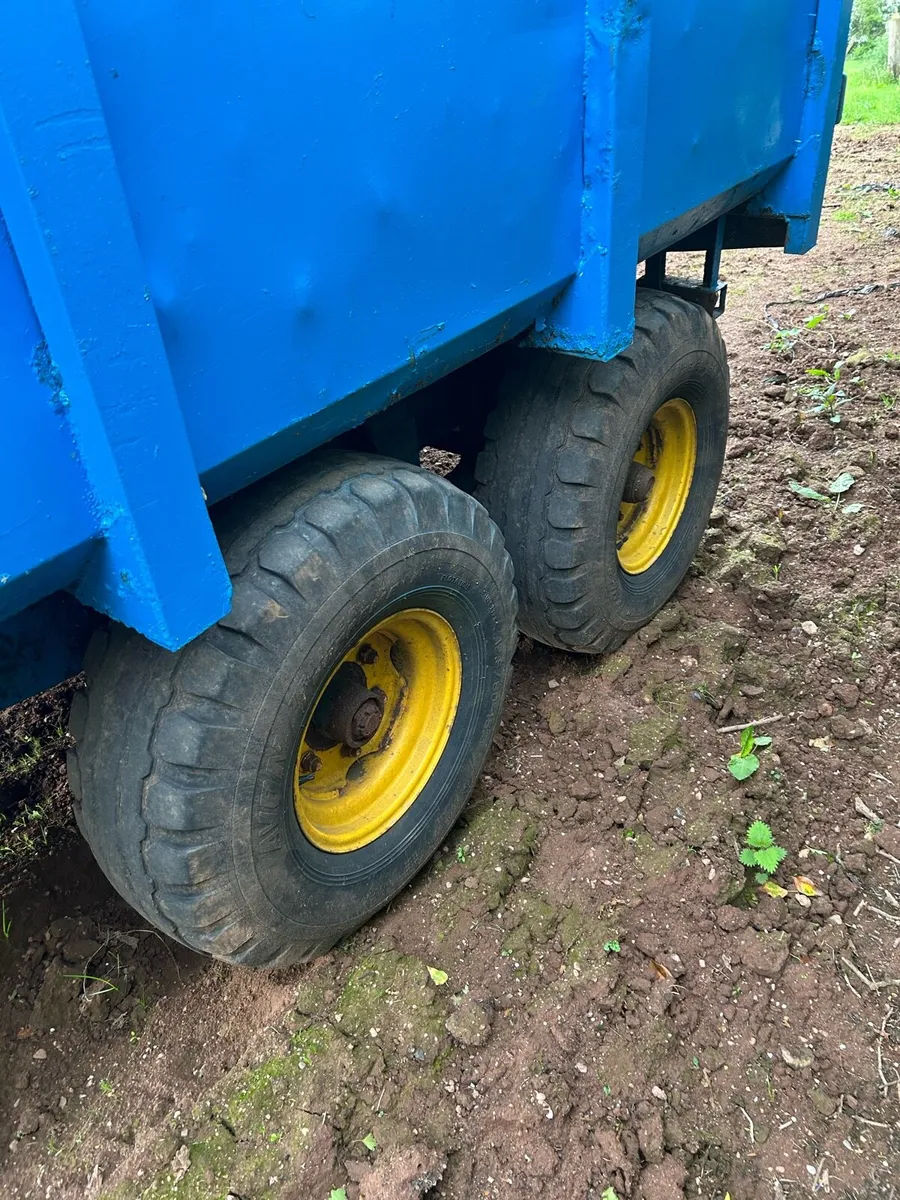 13x7.5 tipping trailer, twin axle. - Image 3