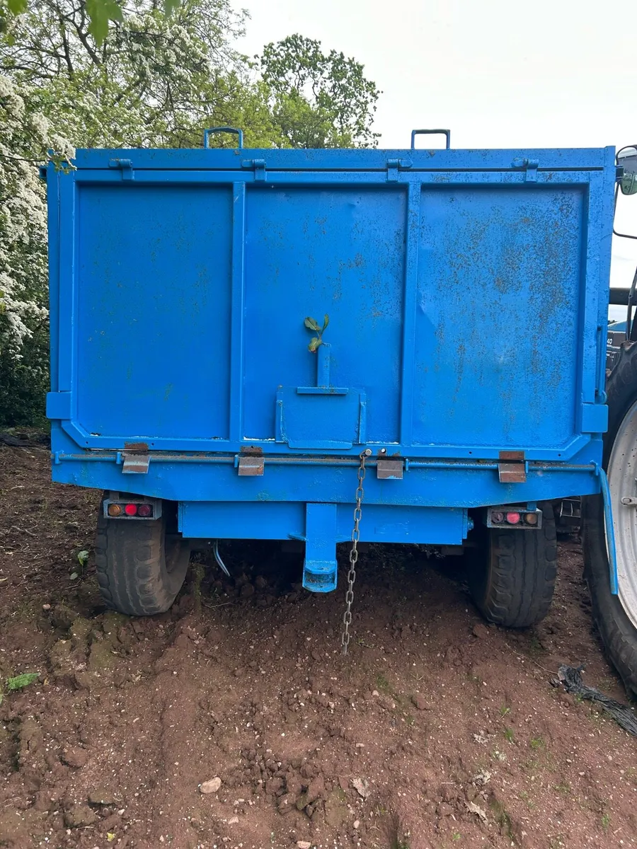 13x7.5 tipping trailer, twin axle. - Image 4