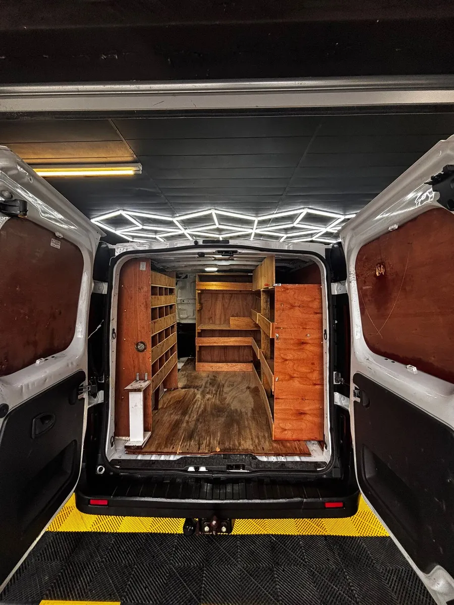 2015 Vivaro - Image 3