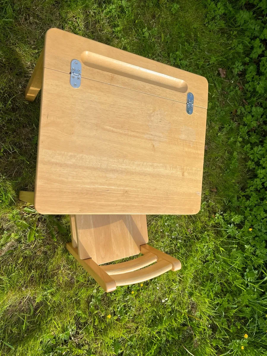Solid wood Montessori children desk and chair - Image 3
