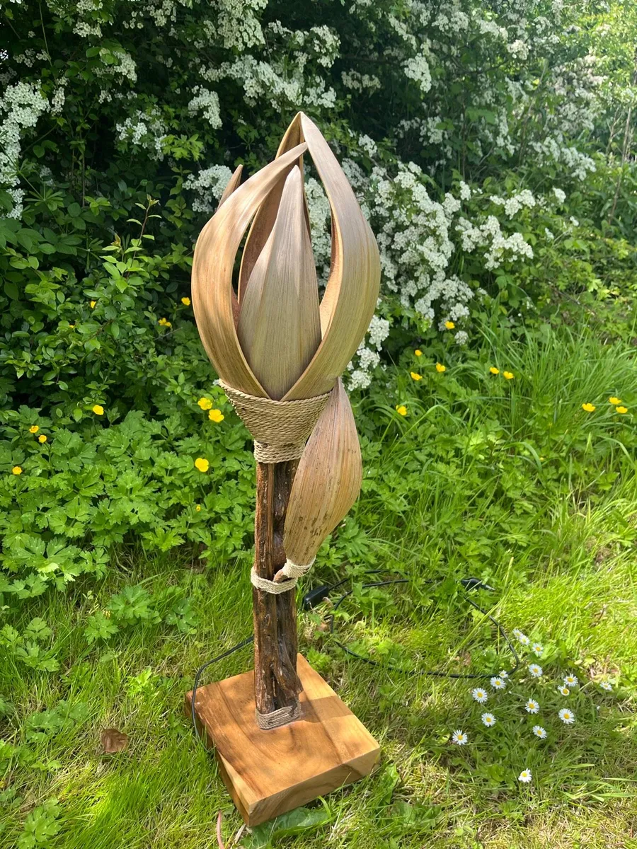 Handcrafted wooden lotus lamp - Image 2
