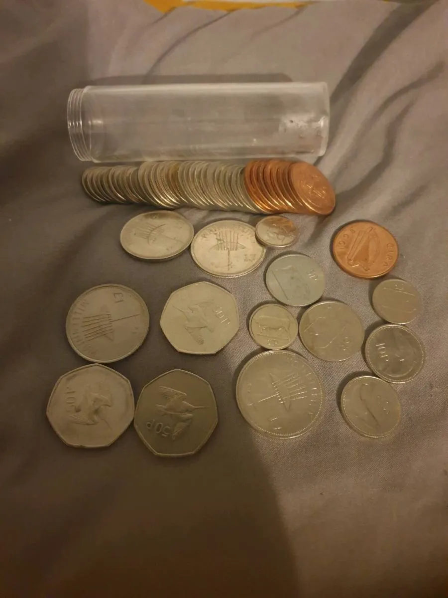 JOB LOT OF IRISH CIONS UNC - Image 1