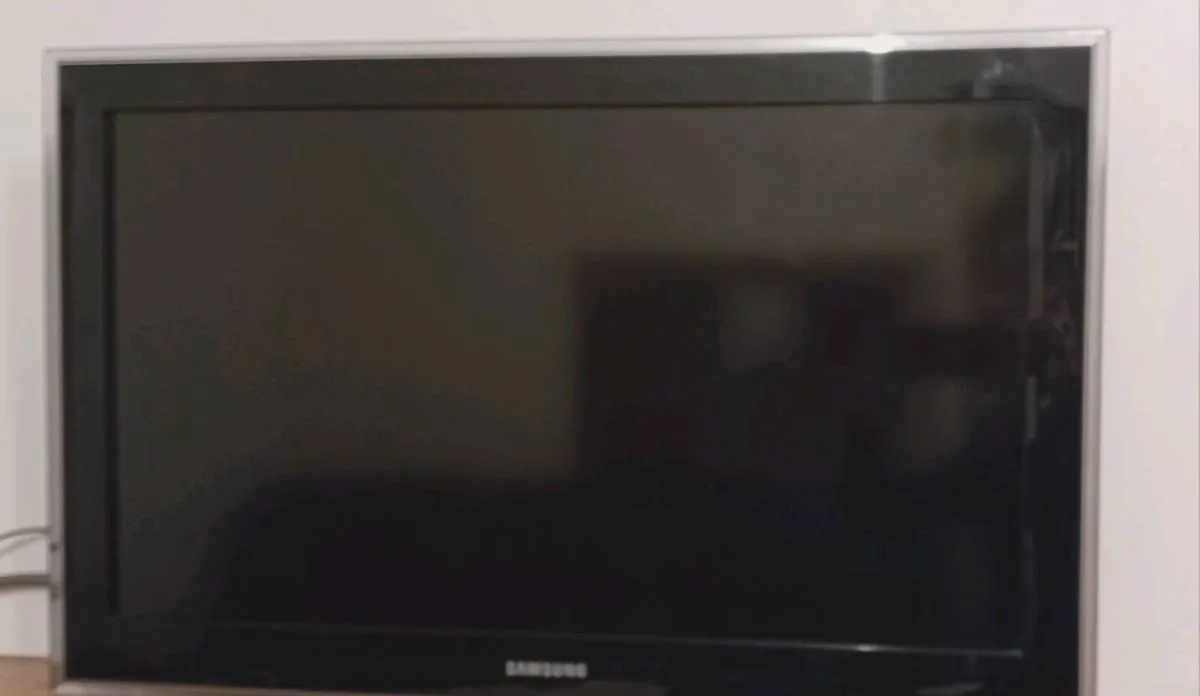 Samsung TV Monitor - Image 2