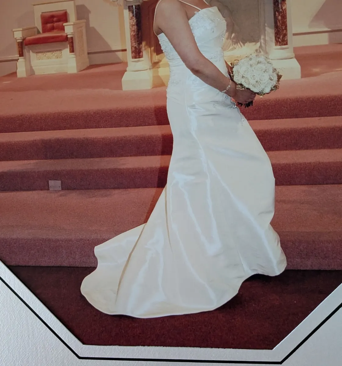 Wedding dress - Image 2