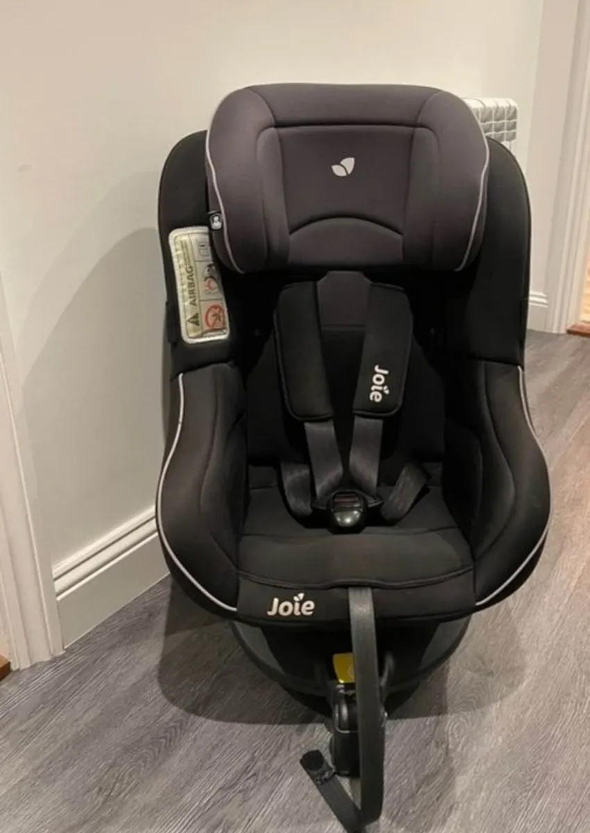 Joie spin 360 swivel car seat - Image 3