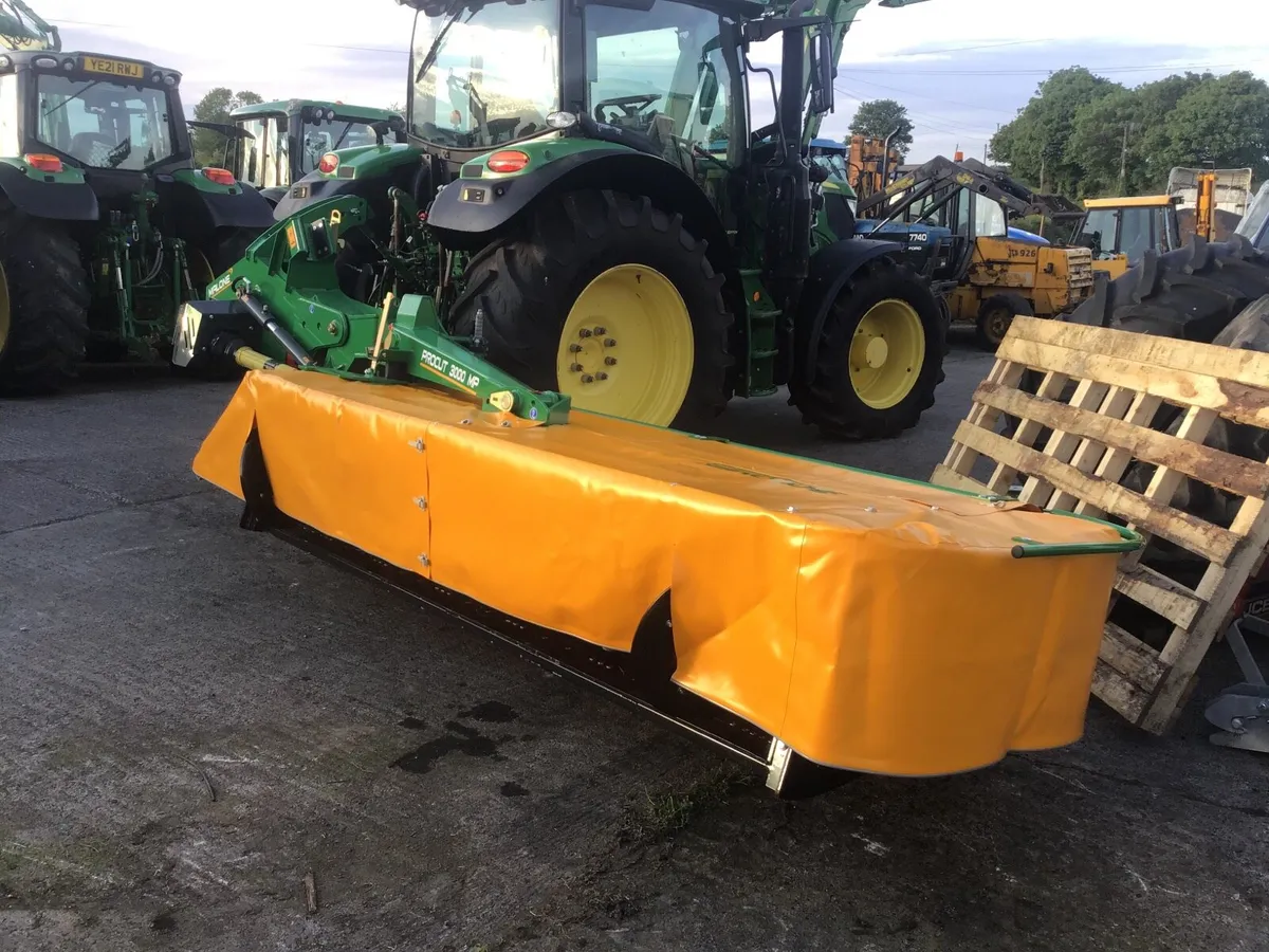 Malone Pro Cut 3000 MP Side Mounted Mower - Image 2