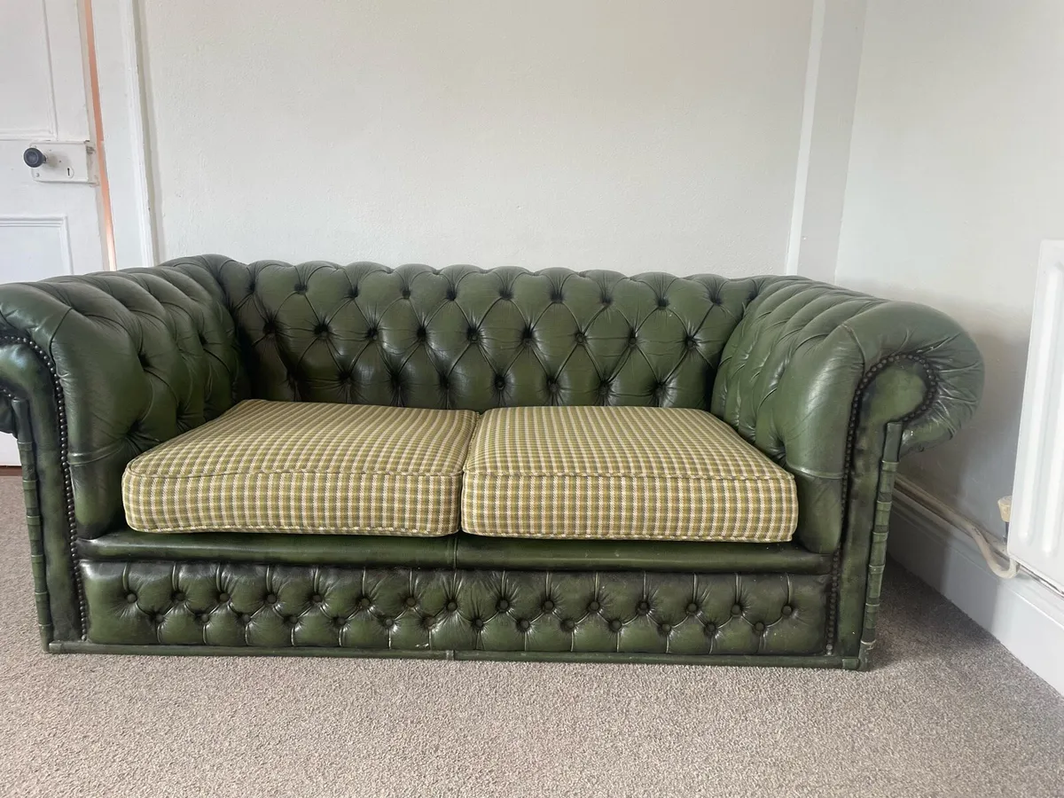 Green Chesterfield Sofa 2 Seater - Image 2
