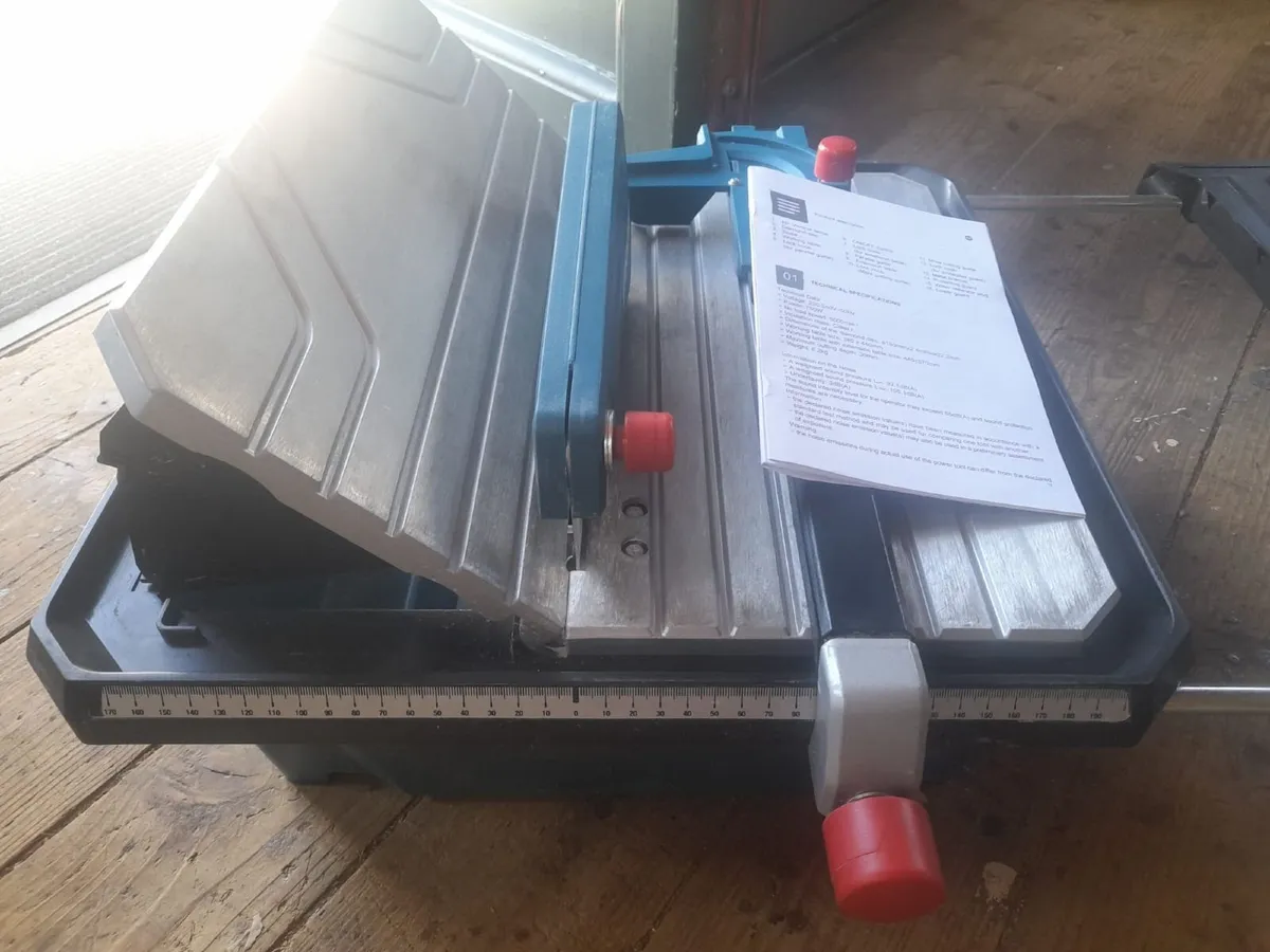 Table tile cutter - Image 1