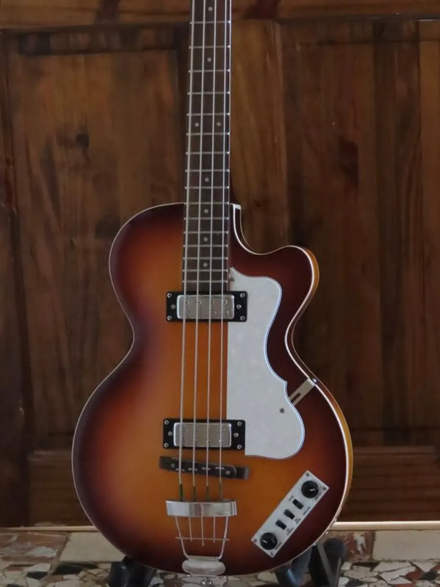 Hofner Club Ignition Bass - Image 2