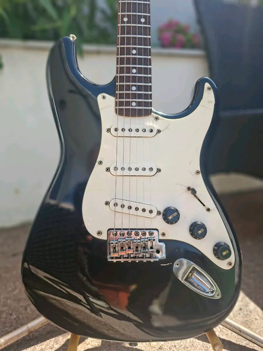 Fender Squier 20th Anniversary Strat - Image 3
