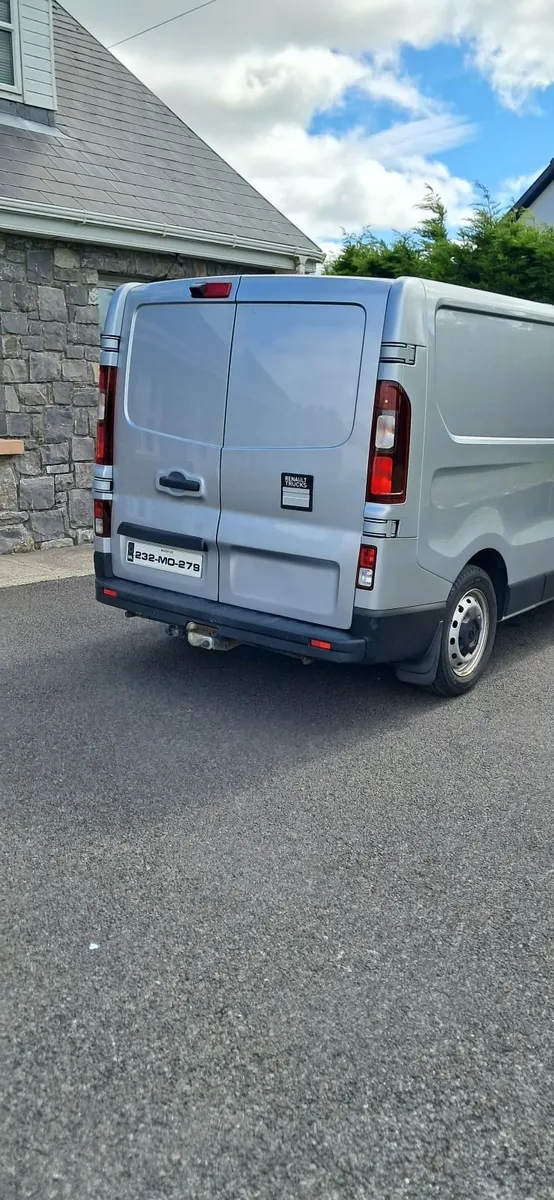 Renault Trafic 2023 - Image 2