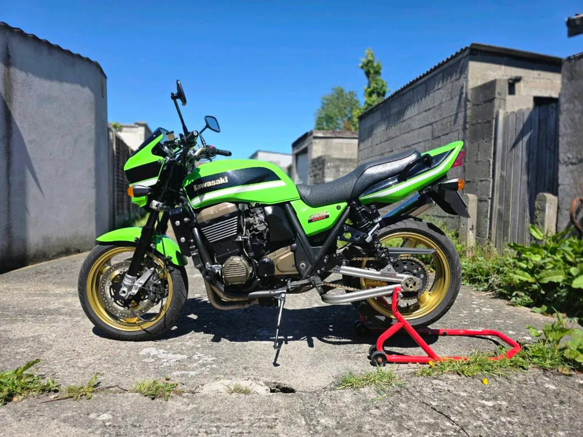 Kawasaki zrx1200r - Image 2