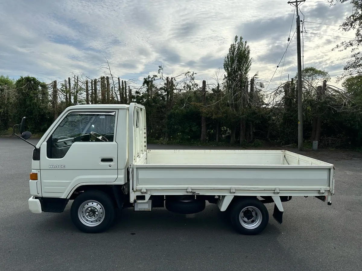 Toyota dyna 100 - Image 4