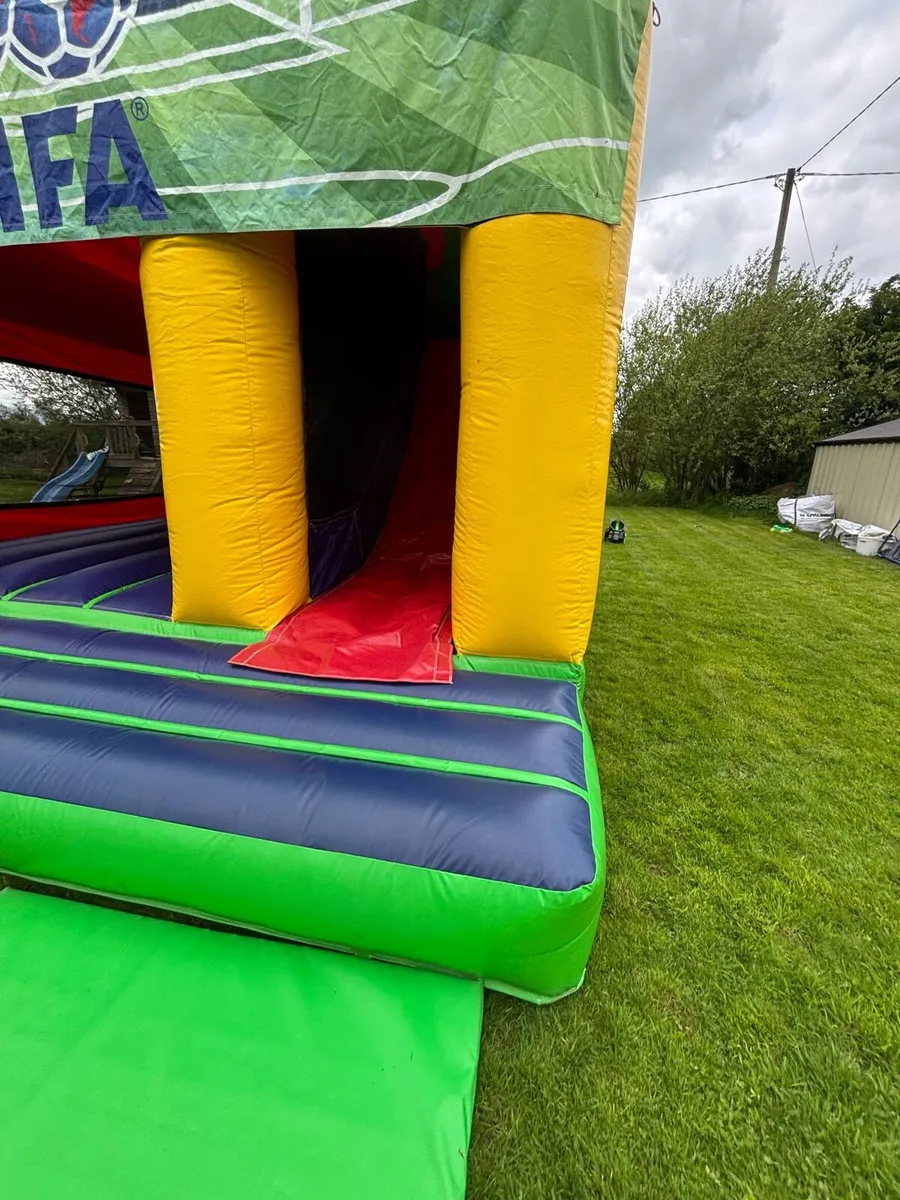 Extra large bouncy castle with slide 16.5ft x 16.5 - Image 3
