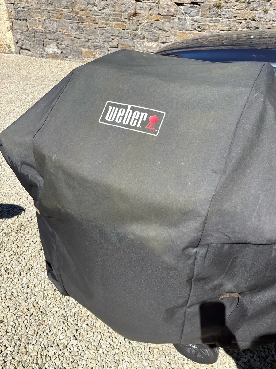 Weber Spirit II BBQ excellent condition - Image 2