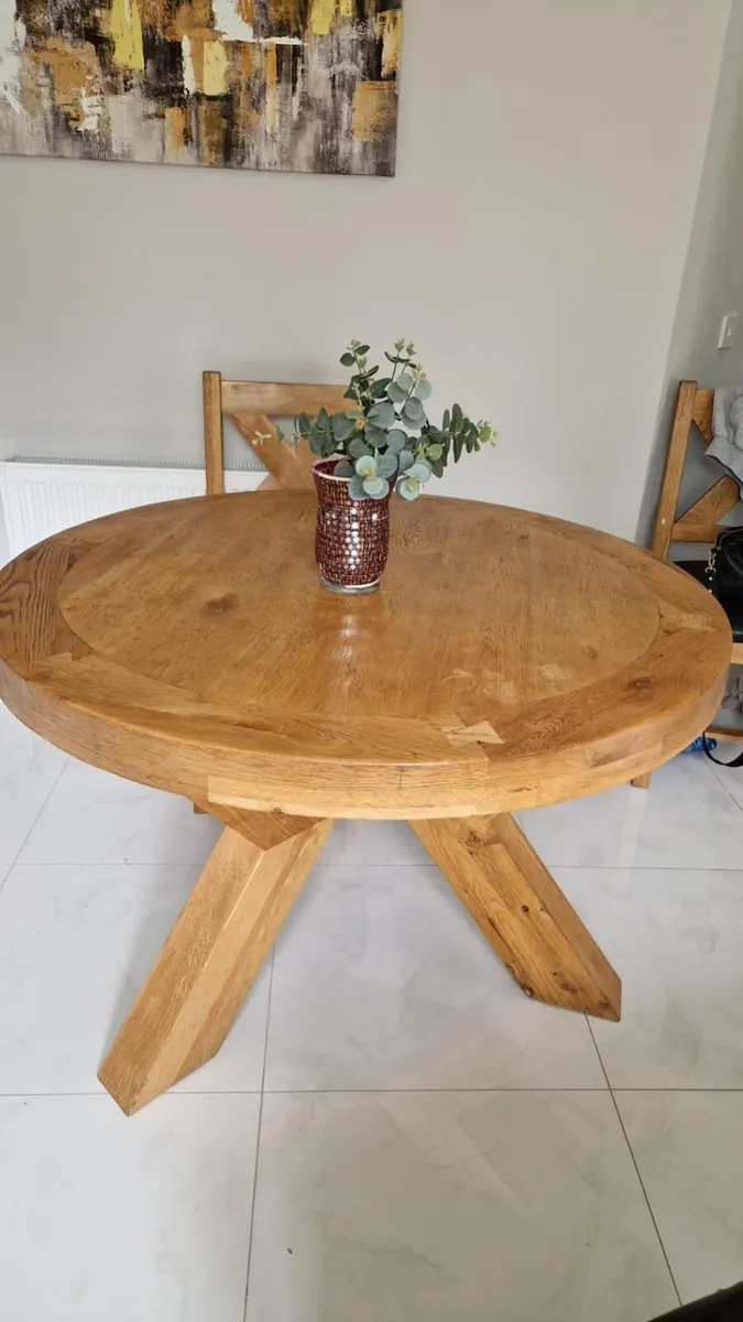 Diningroom  Table and chairs - Image 2
