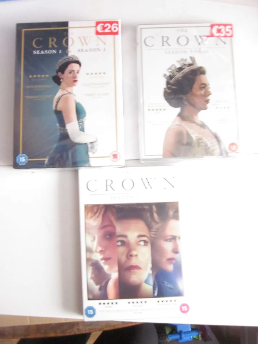 The Crown Complete  Seasons 1 to 4 DVD' s New - Image 1