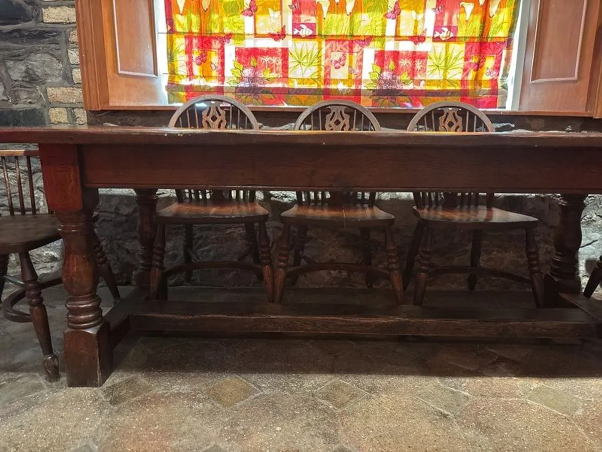 Dark Oak Kitchen Table including 8 matching chairs - Image 4