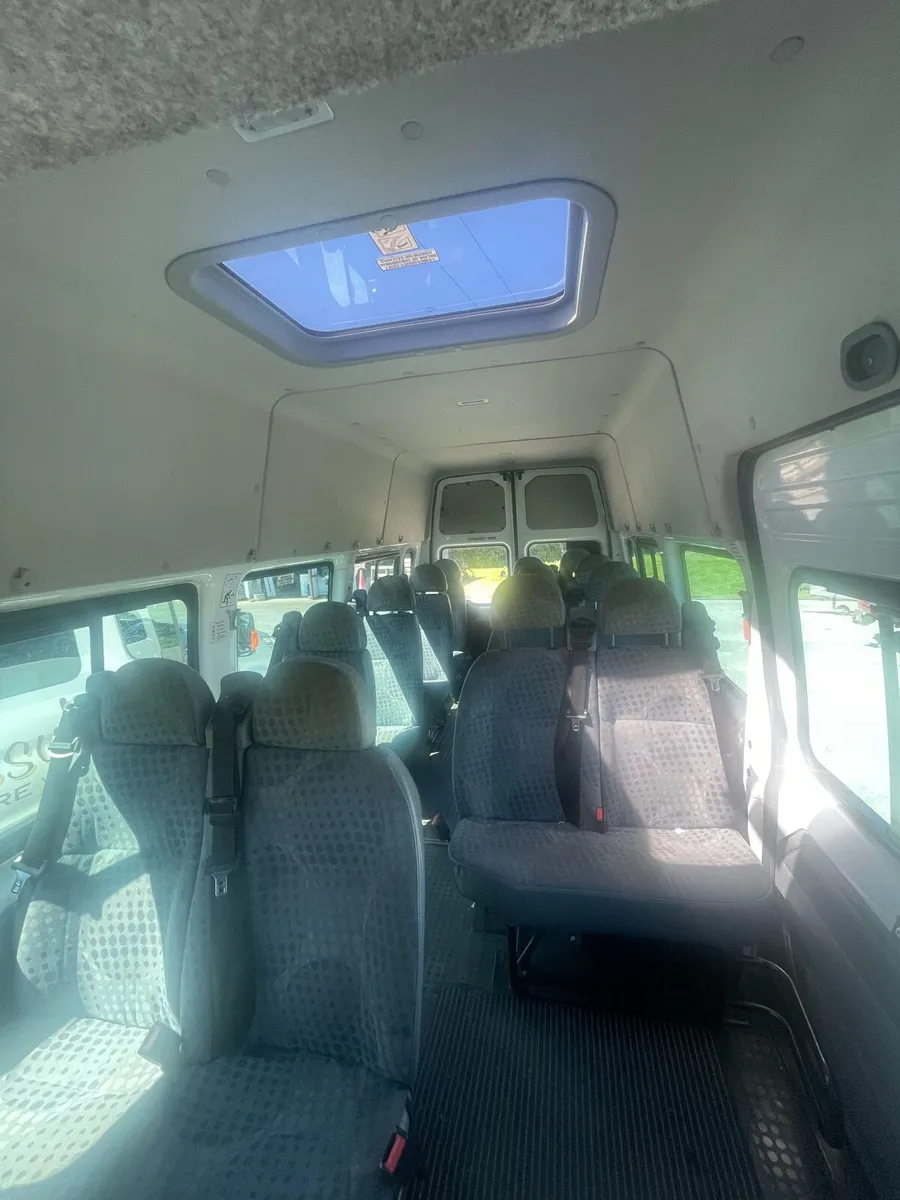 Ford Transit - Image 3