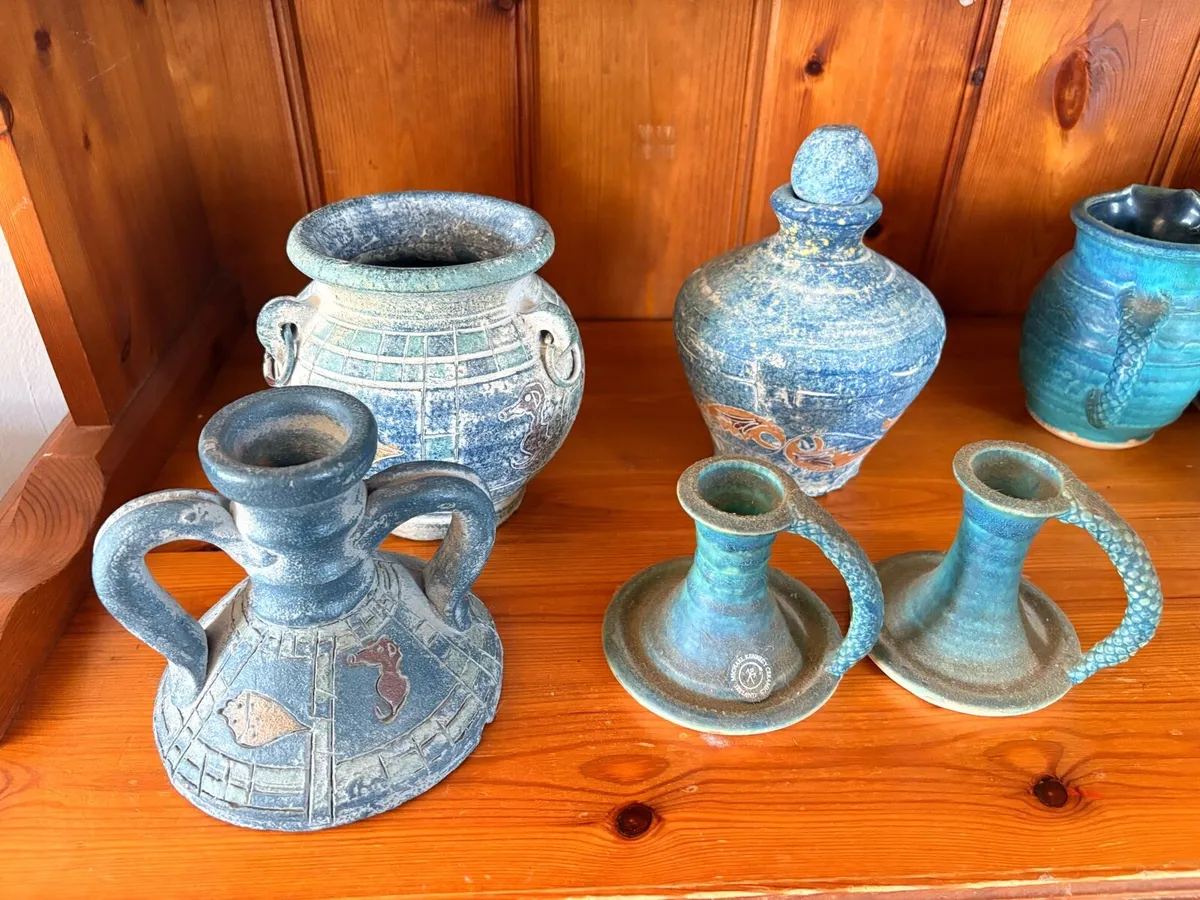 Gort Pottery Collection - Image 3