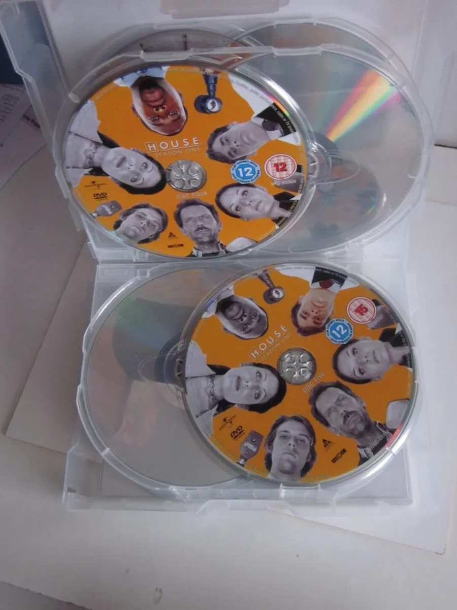 House Complete Seasons 1-8 (46DVD's) - Image 3