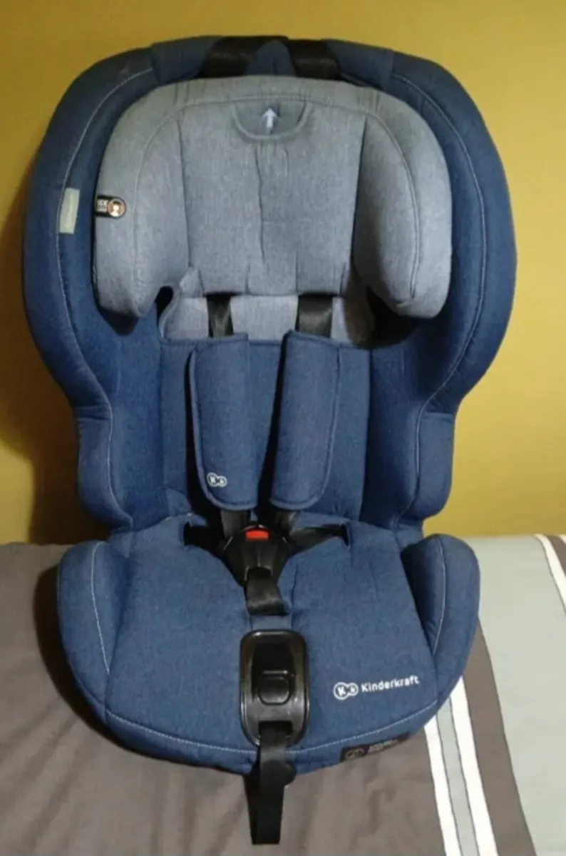 Kindercraft buggy and matching car seat - Image 4