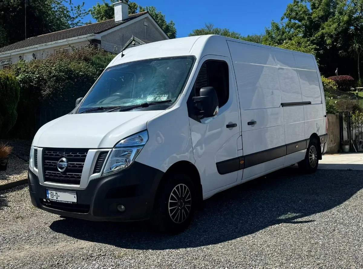 Nissan NV400 - Image 1