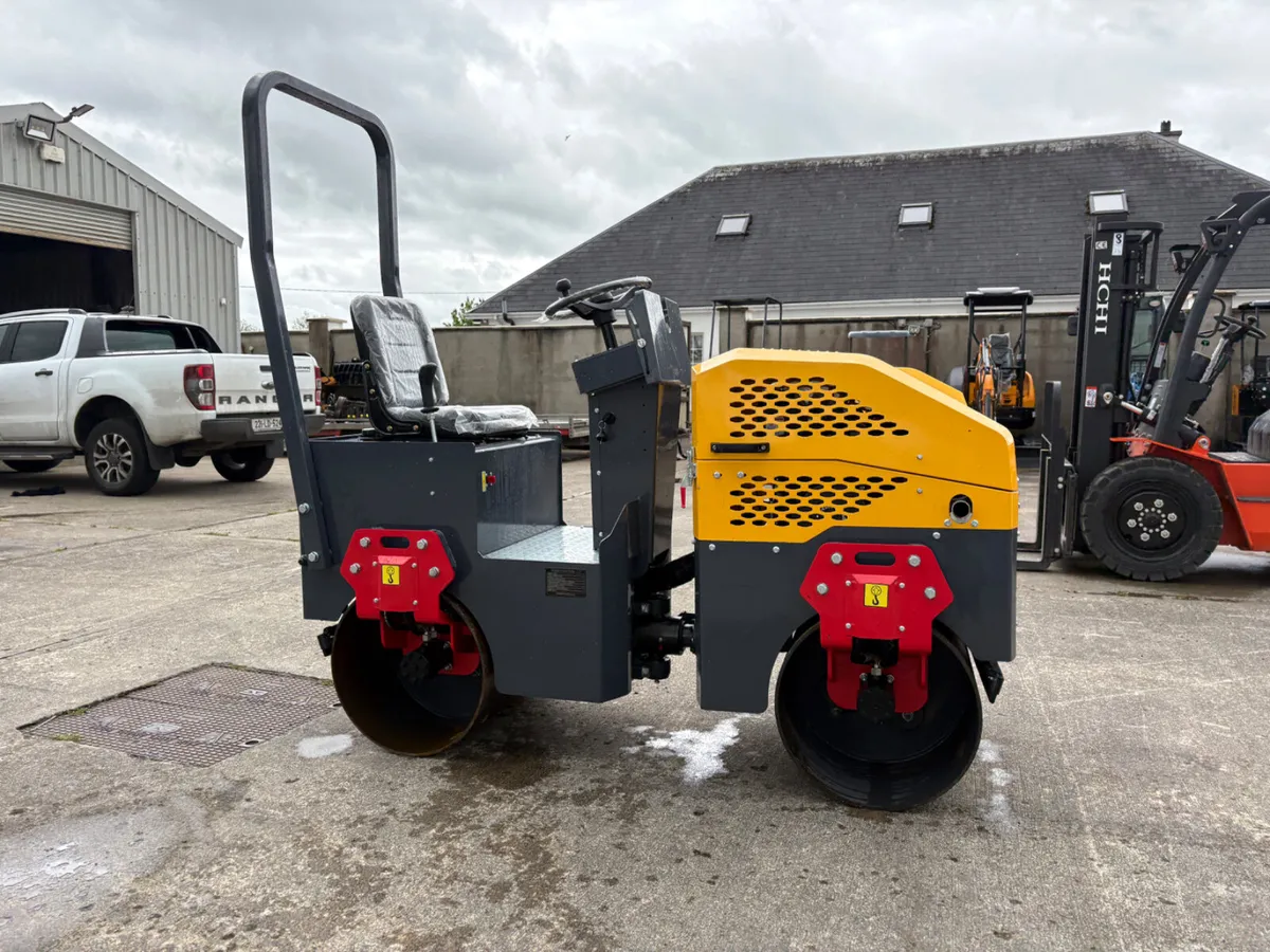 New 1 Ton Twin Drum Vibrating Roller - Image 3