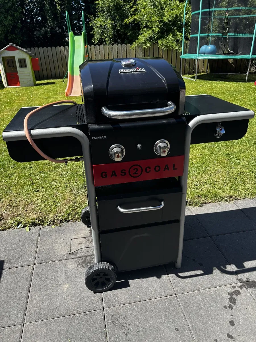 Char-Broil Barbecue - Image 1
