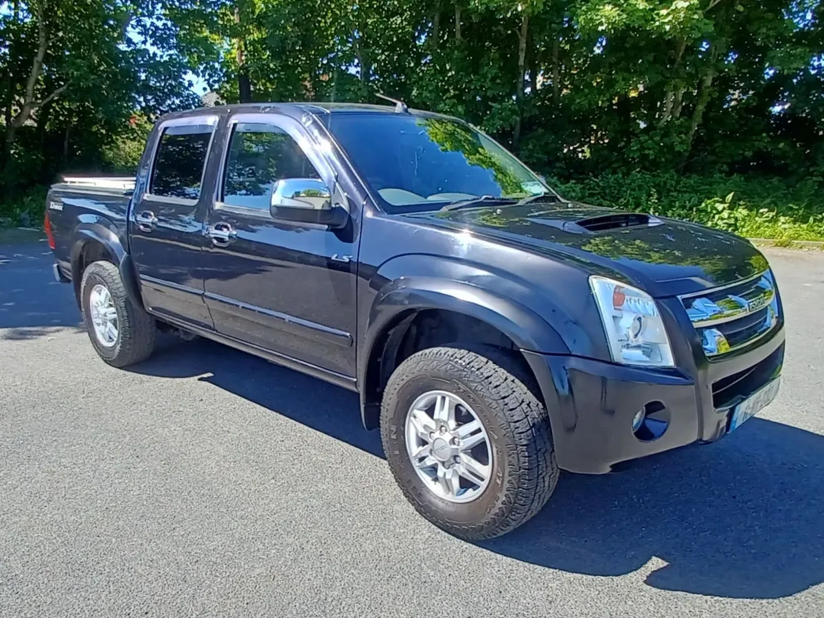 Crewcab Isuzu D-max - Image 2
