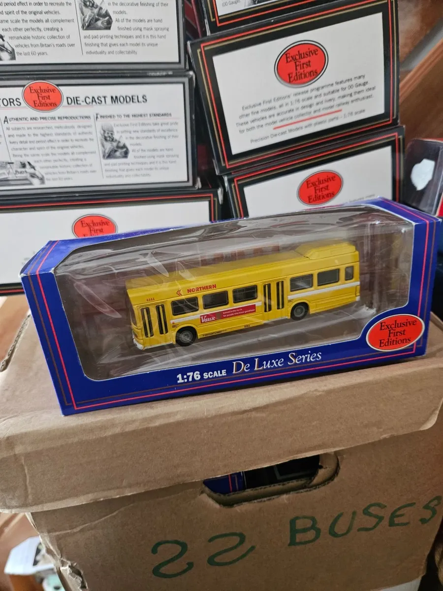 Corgi Bus - Image 1