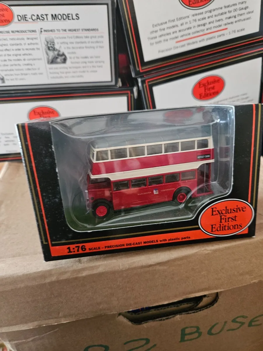 Corgi Bus - Image 1