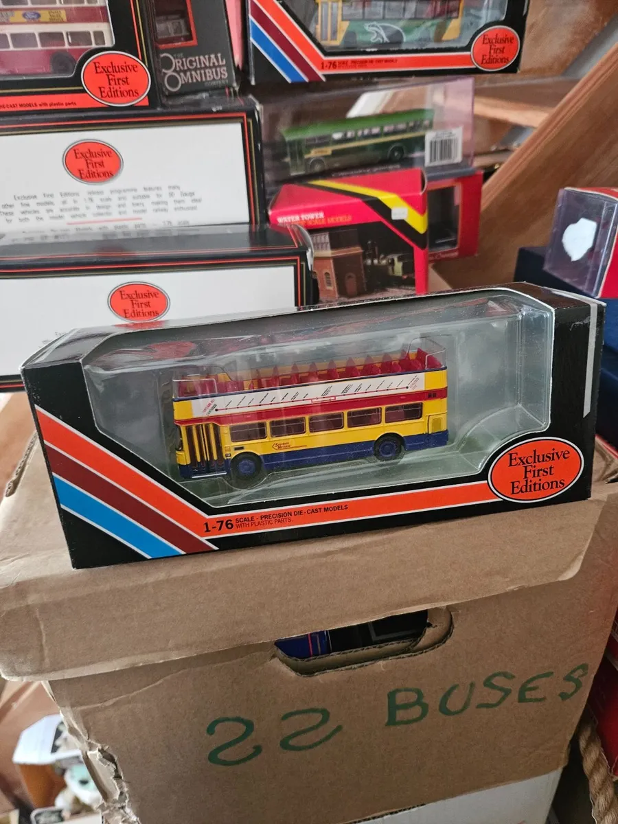 Corgi Bus - Image 1