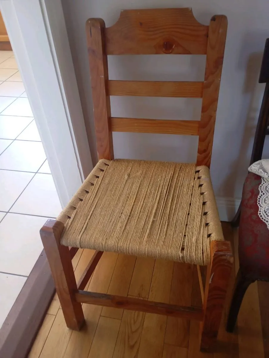 6 Sugan Chairs - Image 4