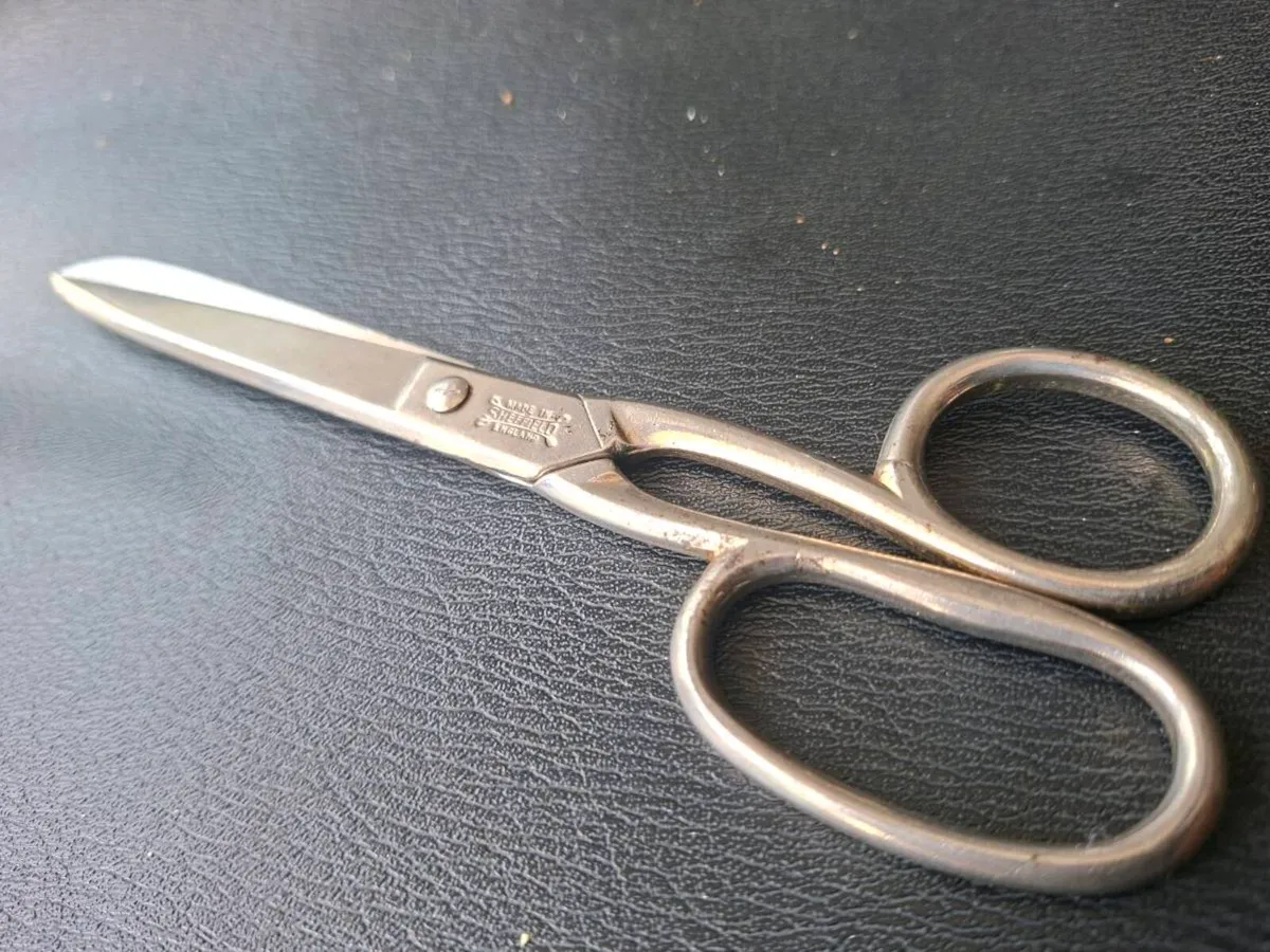 Old Vintage Tailor's Scissors made in Sheffield - Image 1