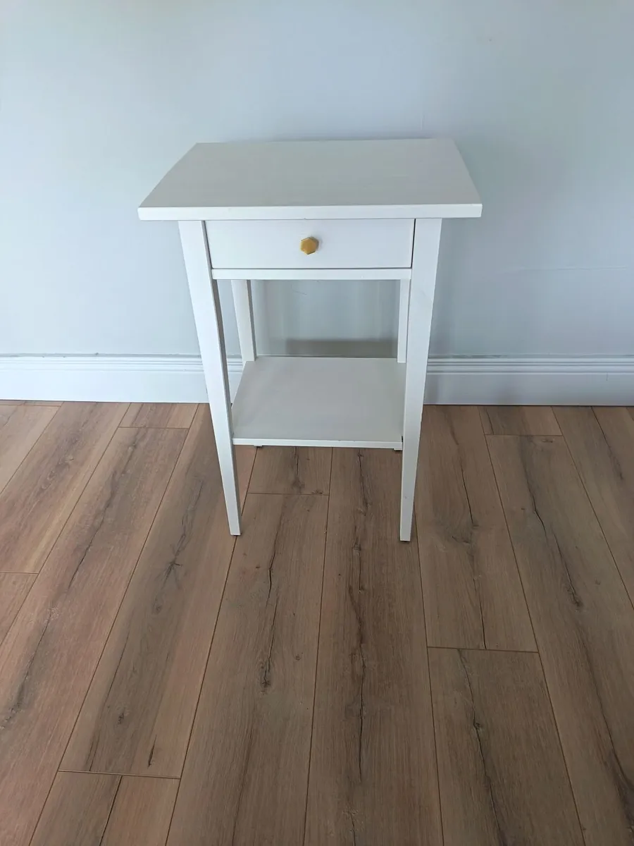 White Hemnes bedside table - Image 1