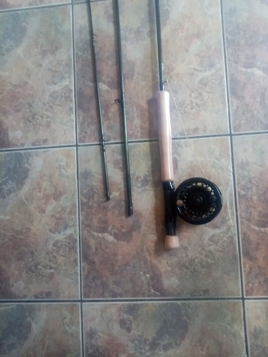 3 piece fly fishing Rod - Image 3