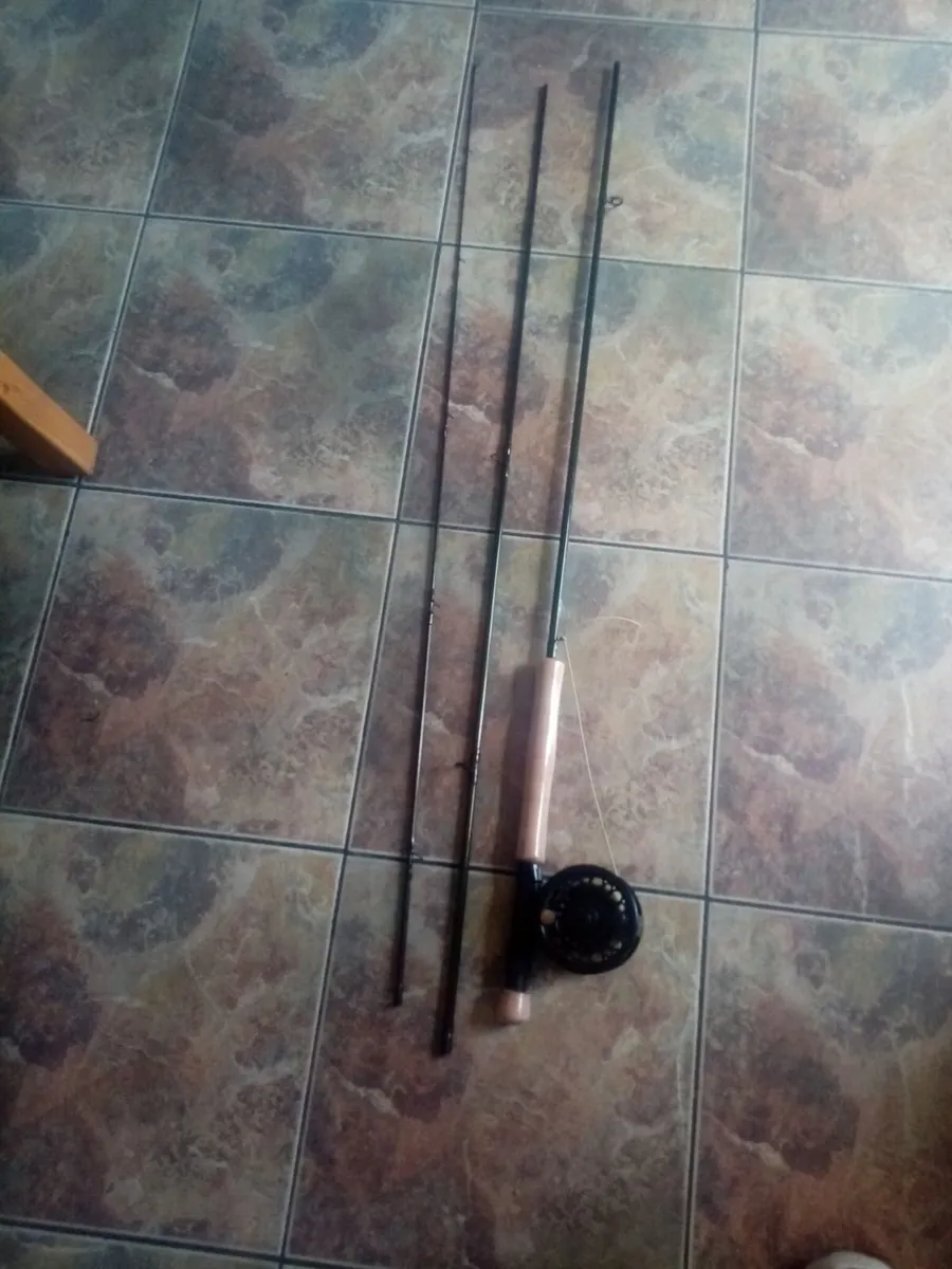 3 piece fly fishing Rod - Image 4
