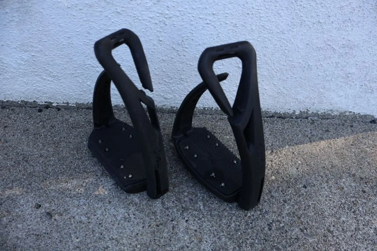 Free Jump Stirrup Irons Soft Up Pro - Image 4