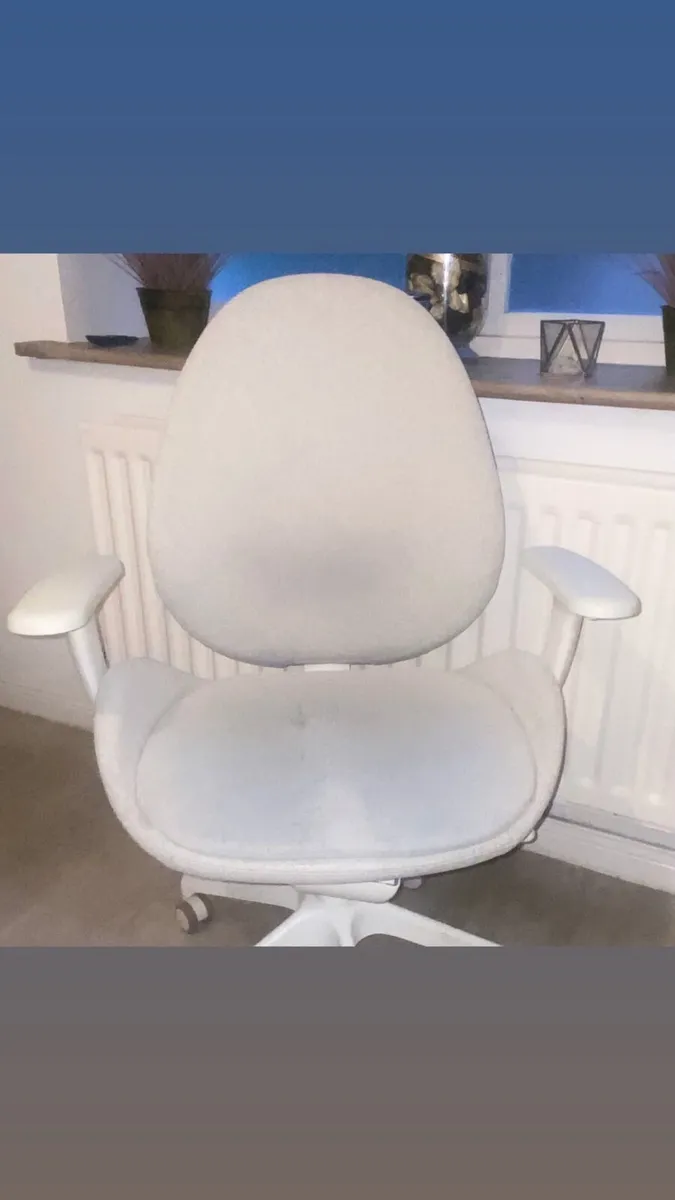 Chair - Image 1