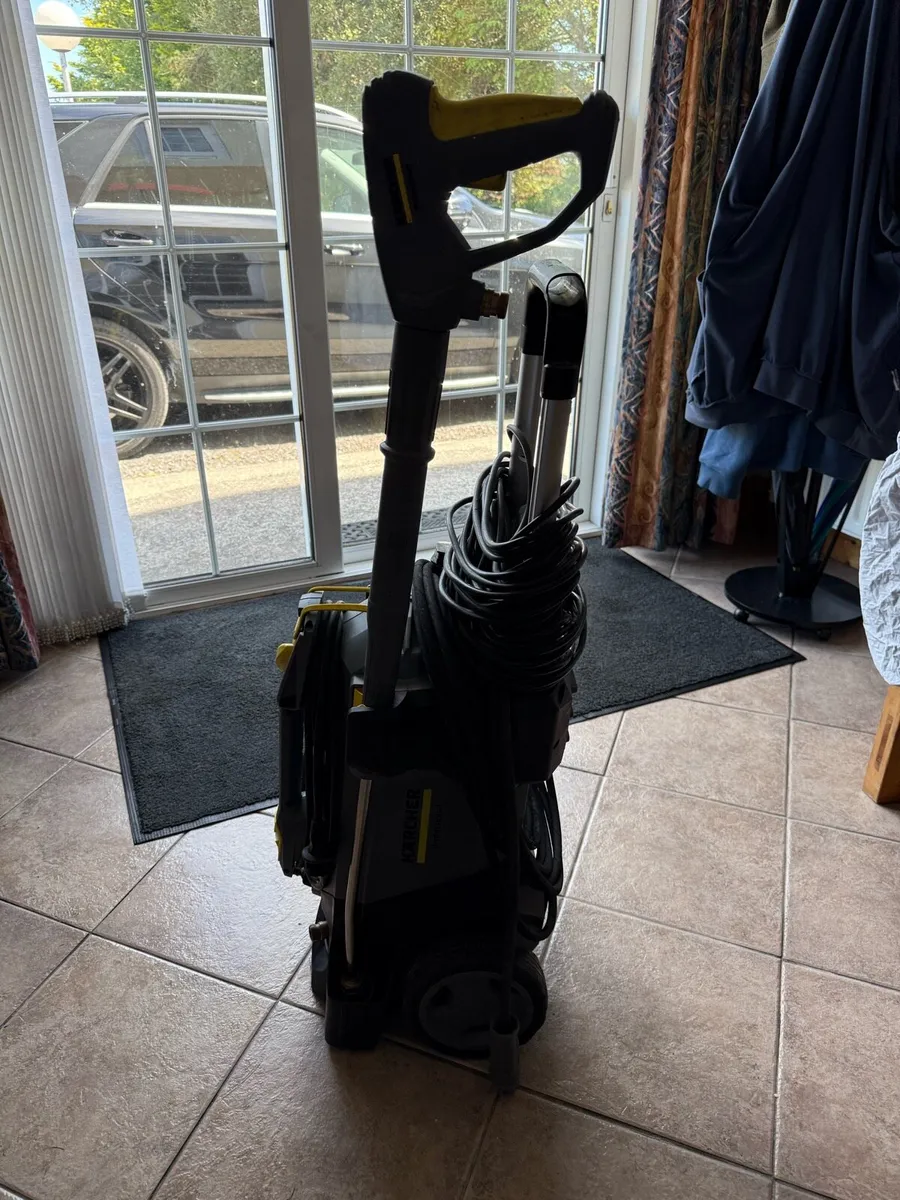 Karcher Professional Pressure Washer HD 5/15 C - Image 2