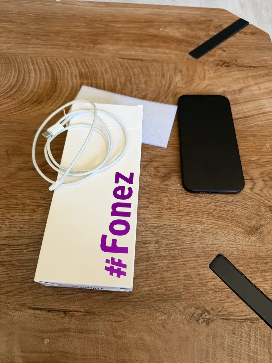 iPhone 16 128GB - Image 1