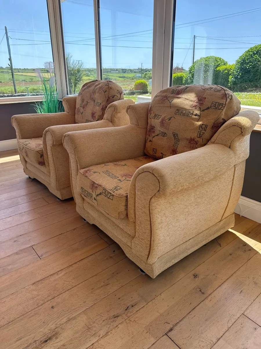 2 Single armchairs - Image 3