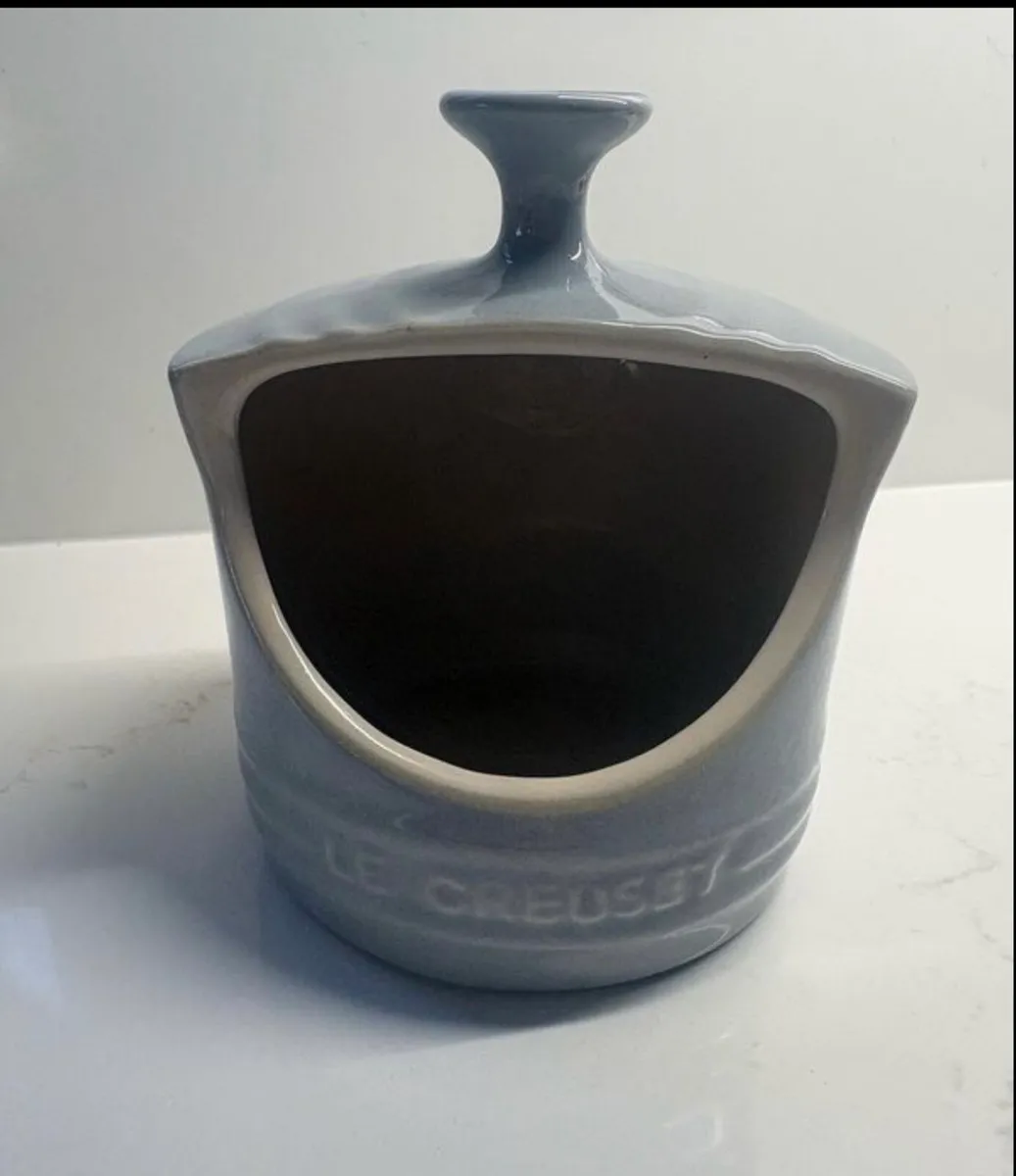 Le creuset salt pig - Image 1