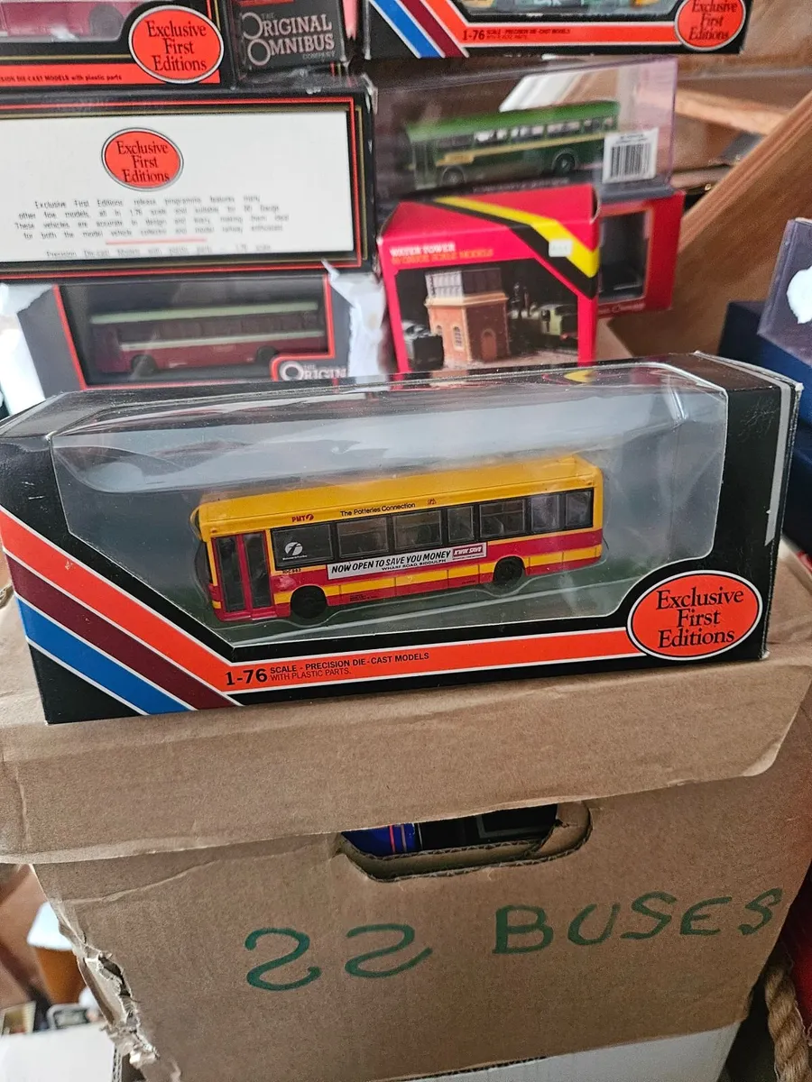 Corgi Bus - Image 1