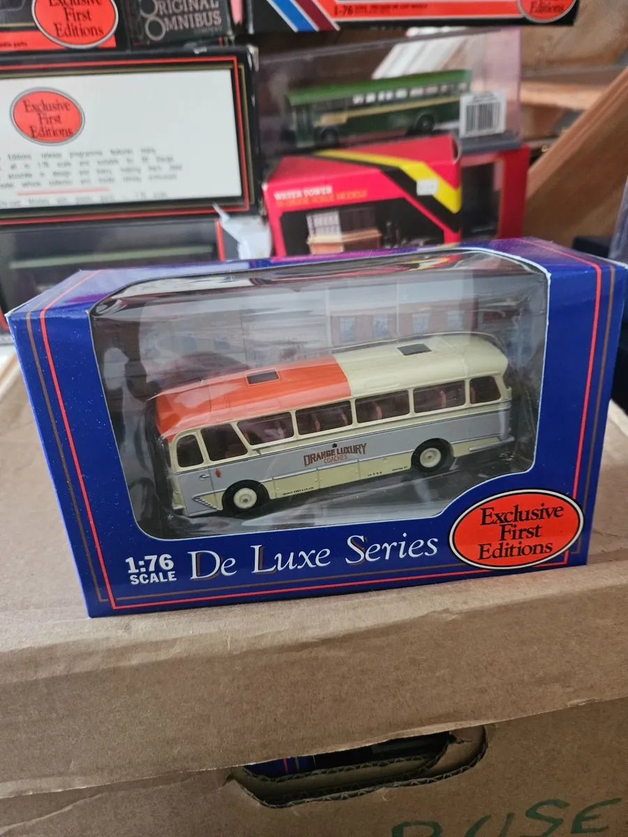 Corgi Bus - Image 1