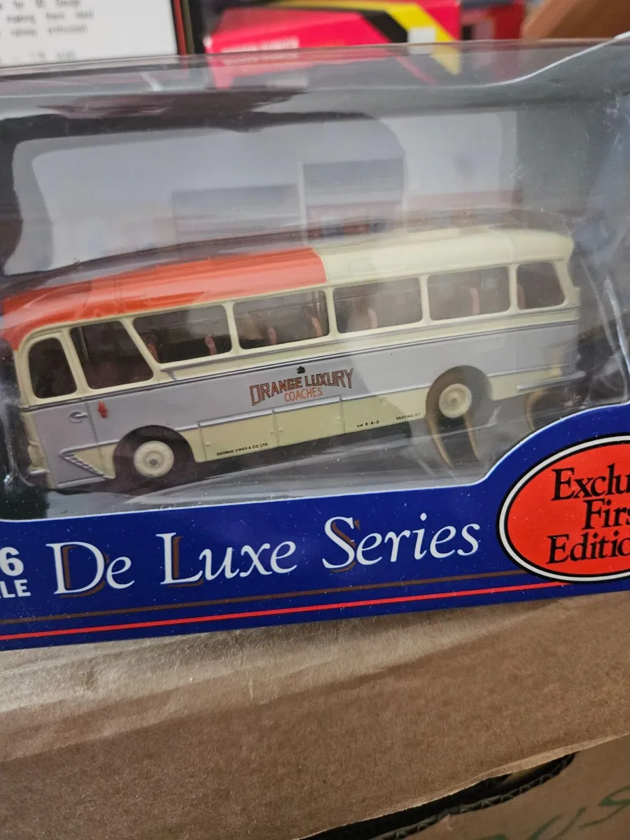Corgi Bus - Image 2