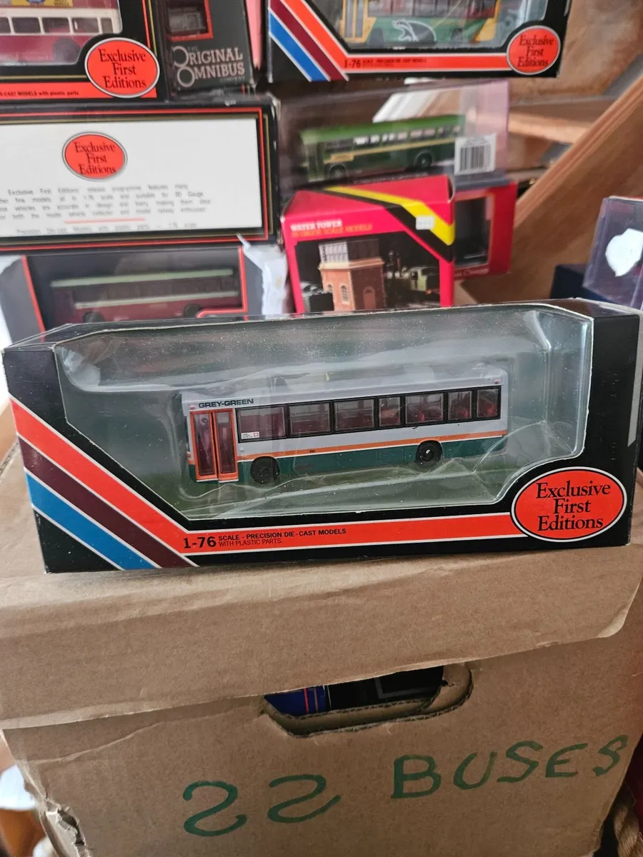 Corgi Bus - Image 1